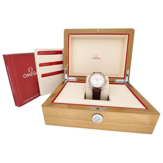 Omega Aqua Terra 150m Gents 220.23.41.21.02.001 Image 4